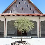 Konukevi Centro Di Spiritualita Maria Candida