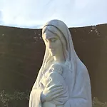 Centro Di Spiritualita Maria Candida Konukevi 3*